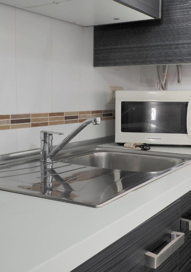 Sunny Holiday Apartment In The Historic Centre- Private Parking コルドバ エクステリア 写真